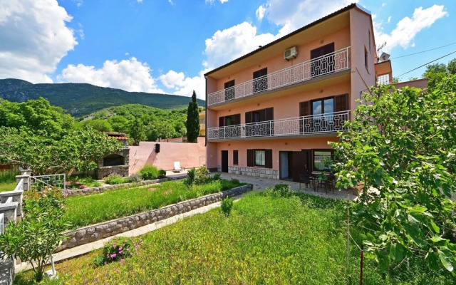 Adriana Sibinj Krmpotski