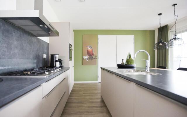 Inviting Villa in Voorthuizen With Garden