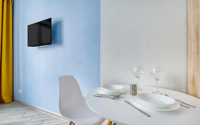 In an apartment on Novodmitrovskaya Street