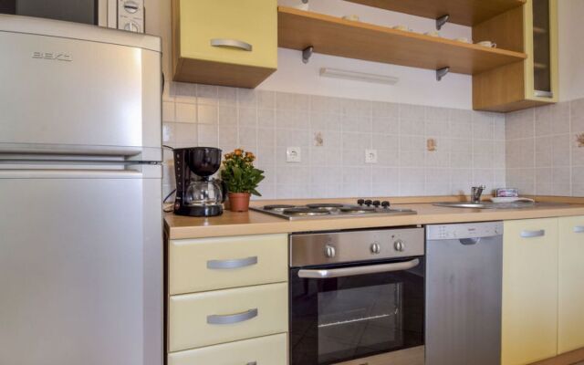 Apartment Angelina Karlobag 30250