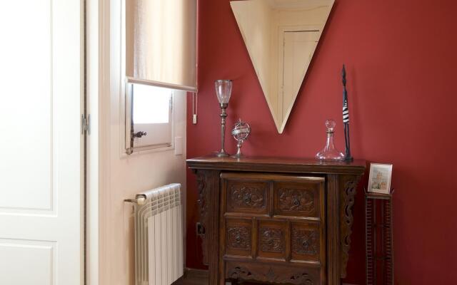 DONNA · Donna's Residence · Low-priced, Super Reviewed Apartment