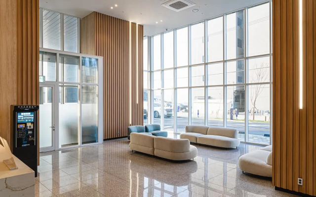 Urbanstay Sokcho Deungdae Beach