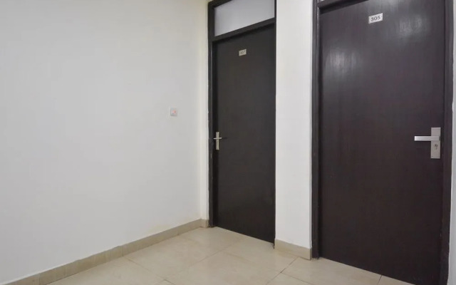 Oyo 32424 Hotel Lavanya