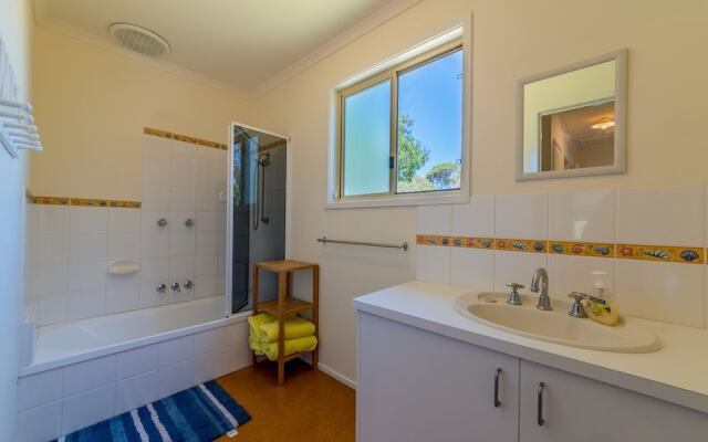 12 Aloha Ventnor Beach House