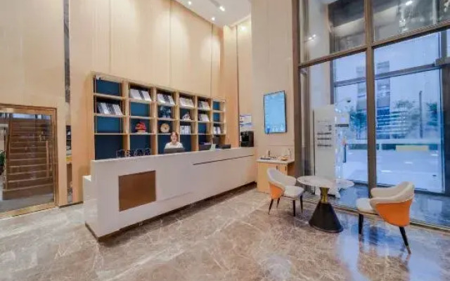 CHEERMAY Hotel (Zhengzhou Gaotie Dongzhan East Square)