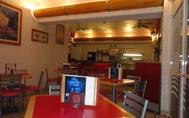 Capital O Hotel Suites Andrade