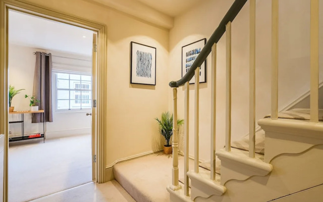 Charming Spacious 5 Bed Mews House - Kensington