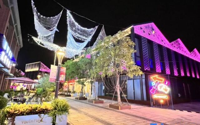 Shudaixiong E-Sports Hotel (Lishui Yongshoufang Commercial Street)