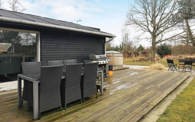 6 Person Holiday Home in Blokhus