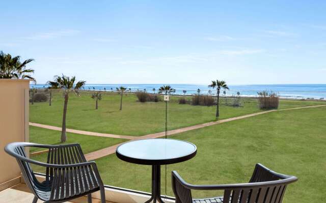 Ramada Hotel & Suites By Wyndham Ayia Napa