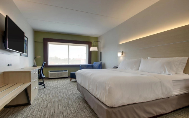 Super 8 by Wyndham Houston Hobby Airport South