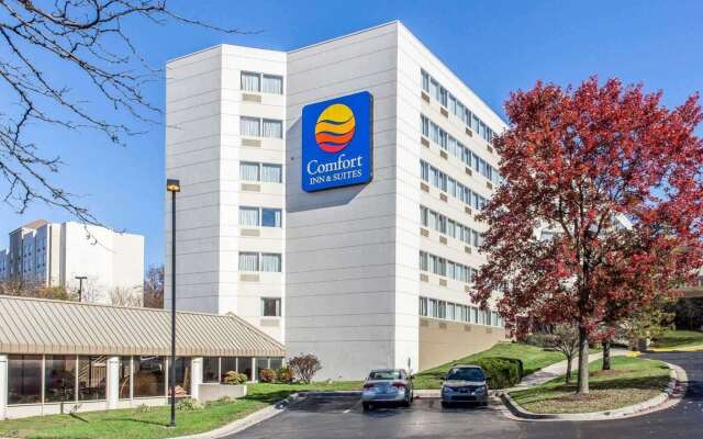 Clarion Hotel & Suites BWI Airport North