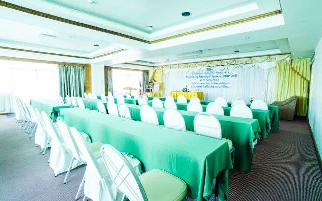 River View Place Hotel