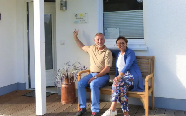 Cosy Apartment by the Lake