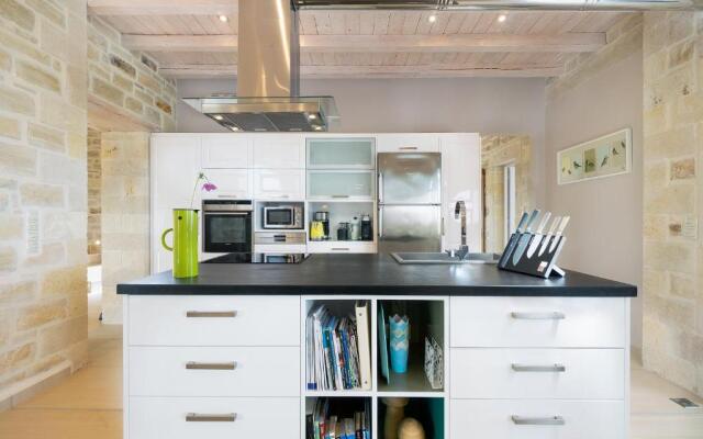 Villa Aurora Luxurius Living