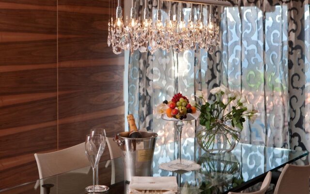Quisigusta Miraval Suites B&B