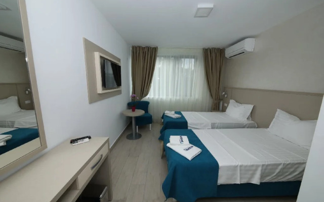 Hotel Delfin