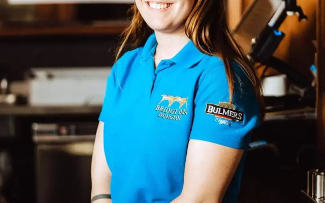 Bridge Inn Studio Apartments