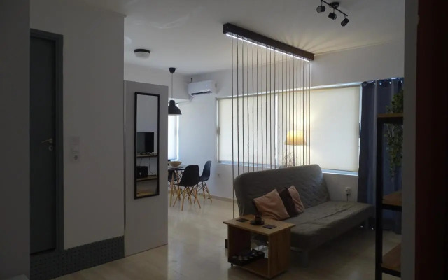 Zeus Bright & New Apartment - 25' walk to the Acropolis