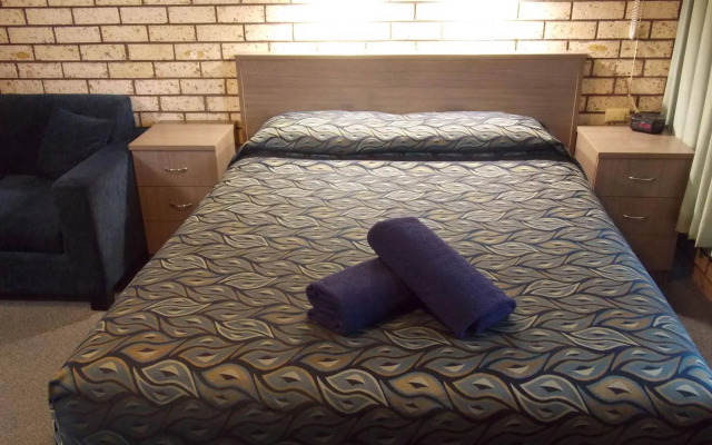 Cowra Crest Motel