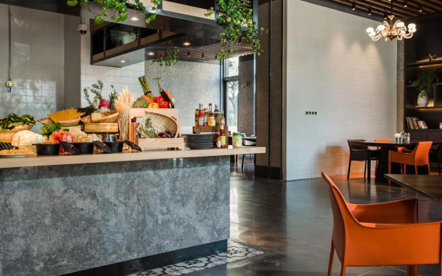 Shanghai Rezen Yiting Hotel