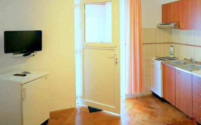 Stjepan - 10m From Beach - A3