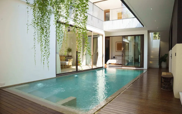 Tree O'clock Pool Villa - Phuket