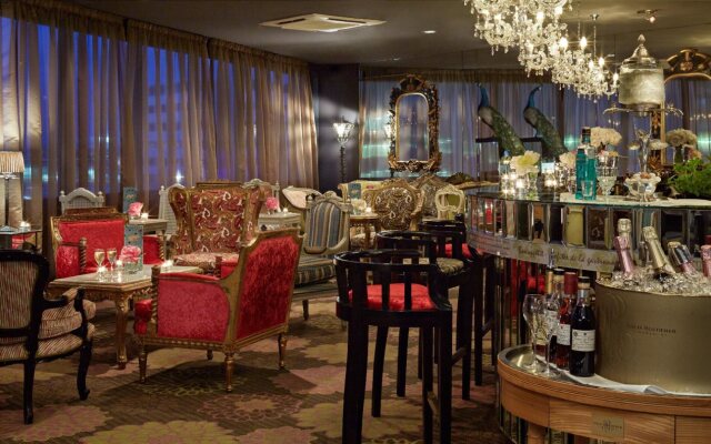 Museum Apartment Hotel, Independent Collection by EVT