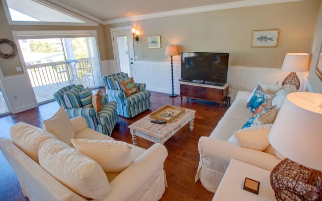 Anna Maria Chateau Apartment 3