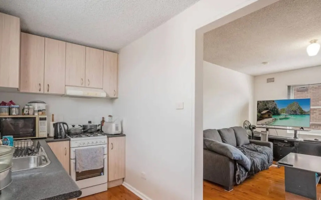 Prickly Pear Stays in Mayfield West