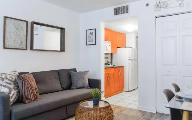 Amazing Studio Apt BRICKELL With pool