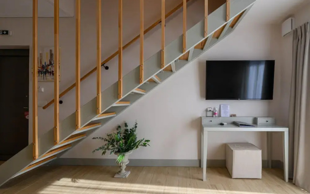 Kannas Mani-Luxury Suites- Adults friendly 14+