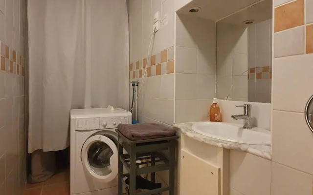Apartment Near the River in Bize-minervois