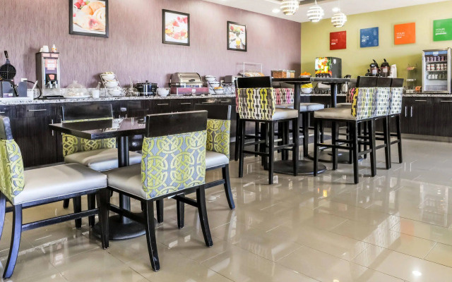 Comfort Inn & Suites Artesia