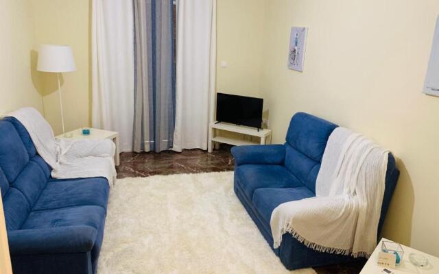 Small Apartment in Markopoulo center