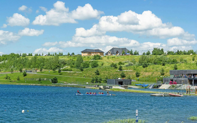 Holiday home in Markkleeberg with a shared pool