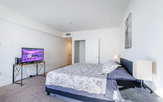 Brand new 2 Bedroom Apartment on Hawthorn Ave Hollywood 2 Apts by RedAwning