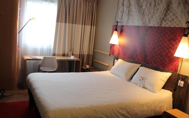 Ibis Arcachon La Teste