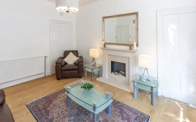 Stunning Tollcross Apartment