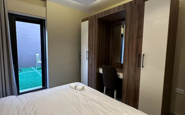 Charming Amman Apartment With Modern Ameniti