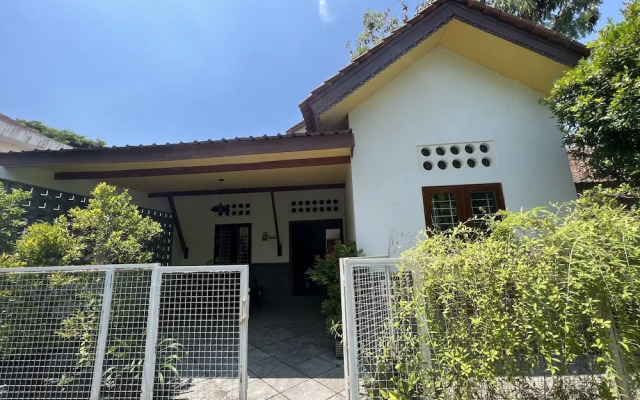 Homestay Jogja Rumah Obit By Simply Homy