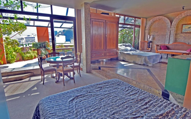 Ipanema's Beautiful Penthouse