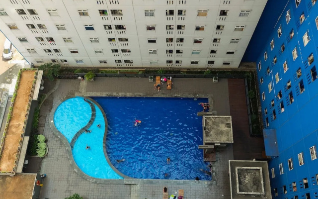 Nice 2br Green Pramuka Apartment