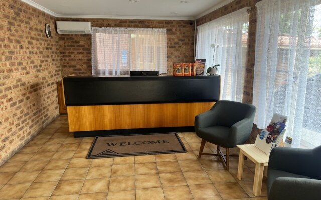 Clock Tower Motor Inn