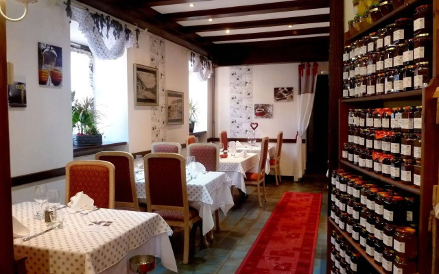 Hôtel La Petite Auberge