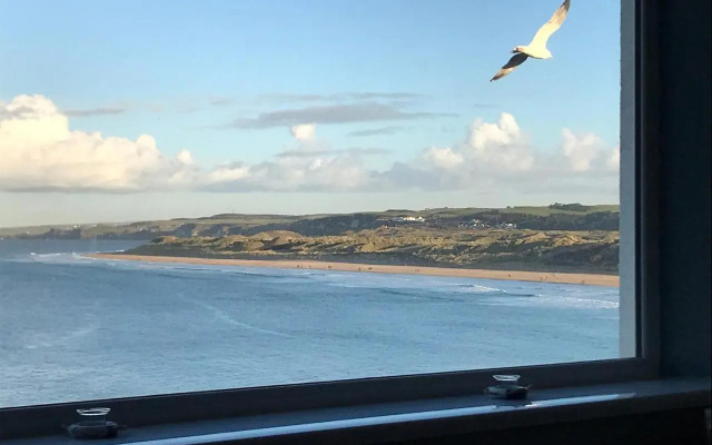 Golden Sands