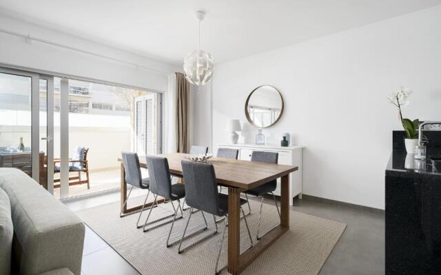 Modern 2 Bed Apartment - Albufeira - Roof Top Pool