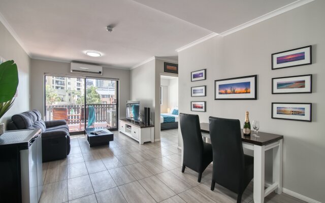 Central Brunswick Apartment Hotel