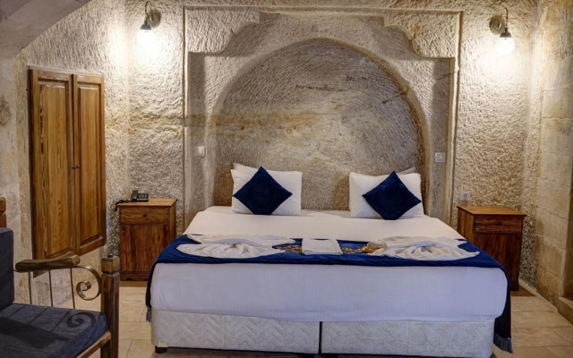 Elegance Cave Suites