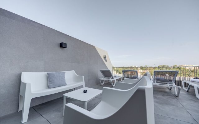 Mayfair by Premier Suites MT